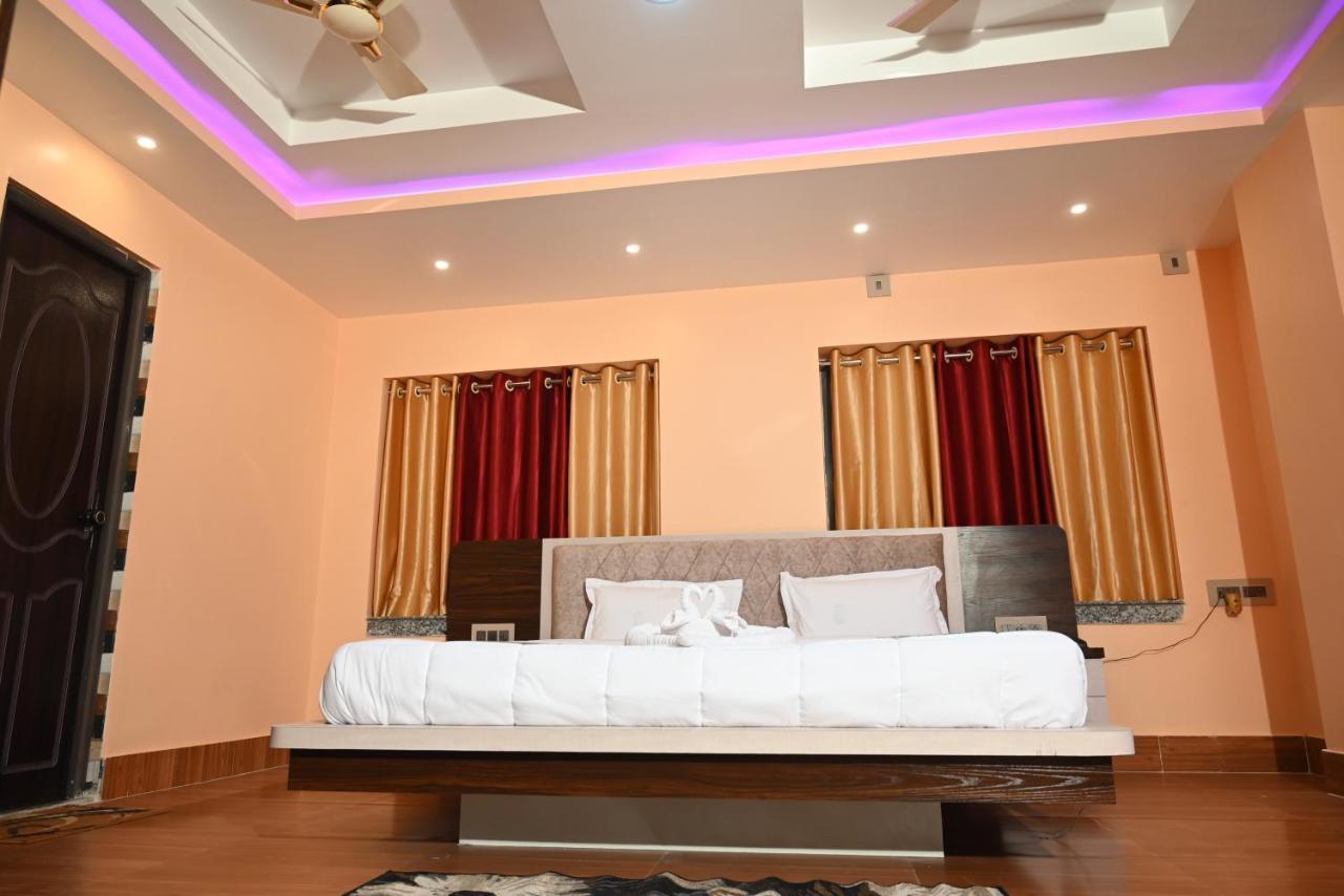 Oyo Hotel Tulusi Inn โบลปูร์ ภายนอก รูปภาพ