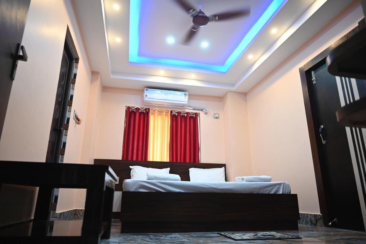 Oyo Hotel Tulusi Inn โบลปูร์ ภายนอก รูปภาพ